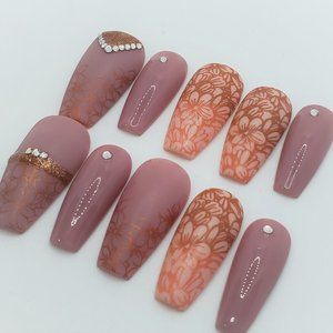 Press on Nails " And a little bit of Nude "